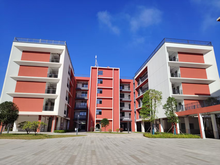 ����������ѧУ